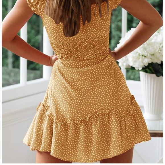 Womens Summer Ruffle Sleeve dress - Picture 2 of 4